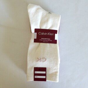 NEW CALVIN KLEIN WOMENS 3 PAIRS PACK EXTRA SOFT CREW SOCKS (ONE SIZE)